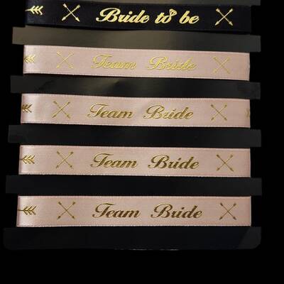 Bride To Be Team Bride Yazılı Pembe Nedime Bileklik - 1